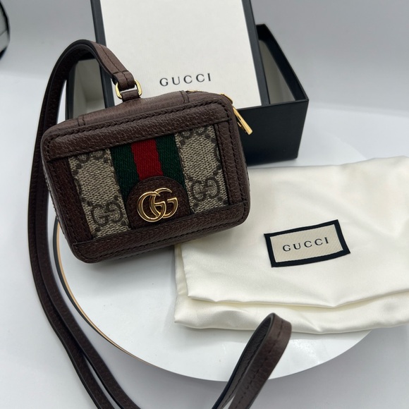Brand new Gucci gg Supreme Ophidia AirPod pro case with lanyard - Picture 3 of 11